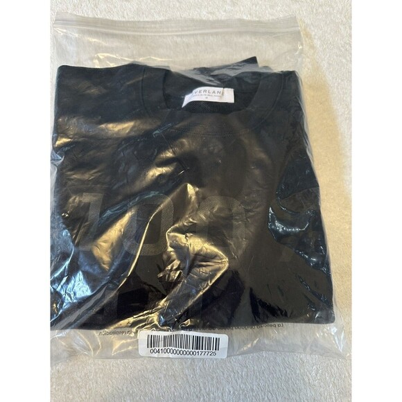 Everlane The 100% Human Typography Sweatshirt in Black Size Medium NWOT - Picture 5 of 7